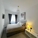 Апартаменты Casa Karina *